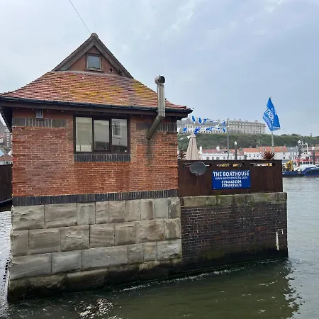 בית נופש The Boathouse